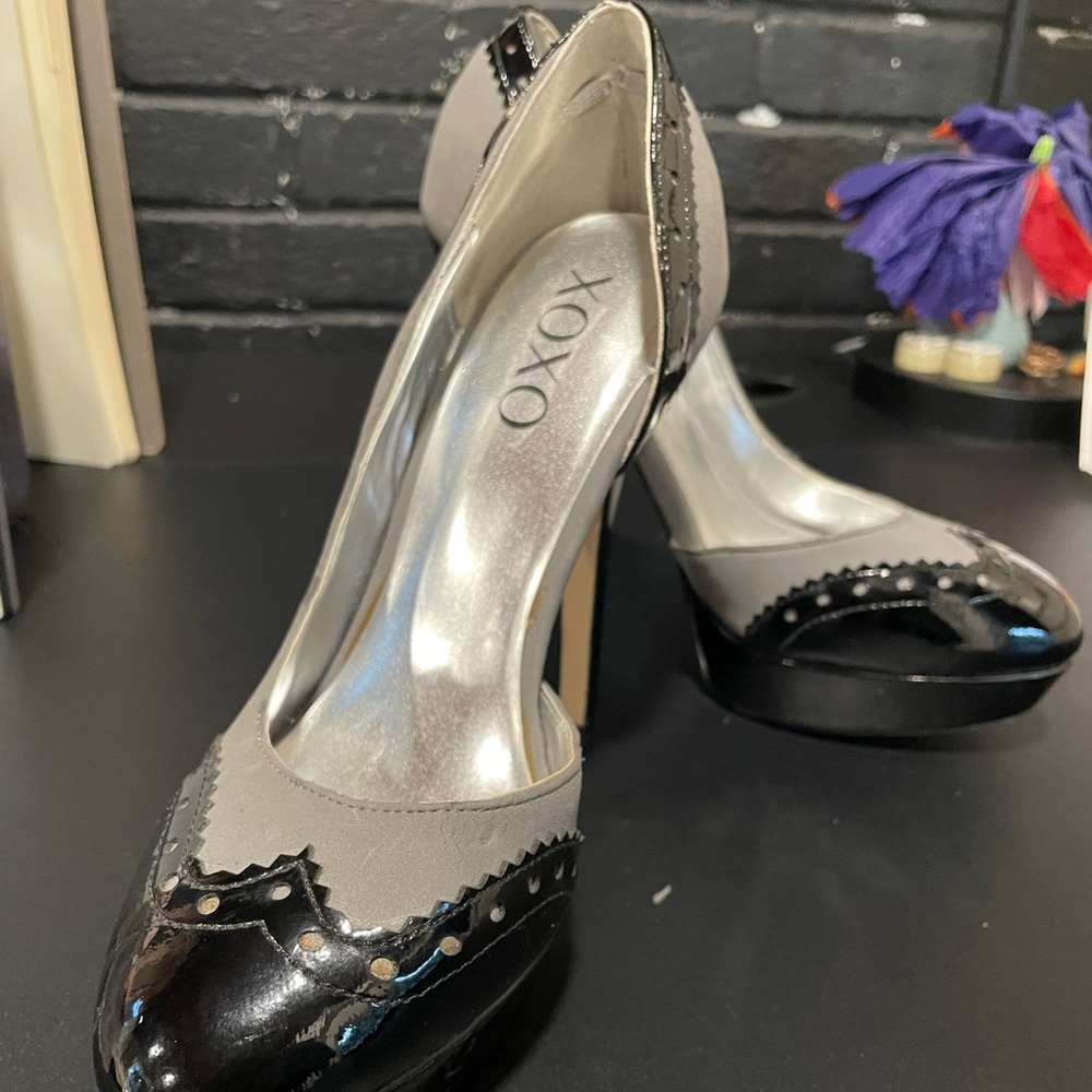 XoXo spectator heels